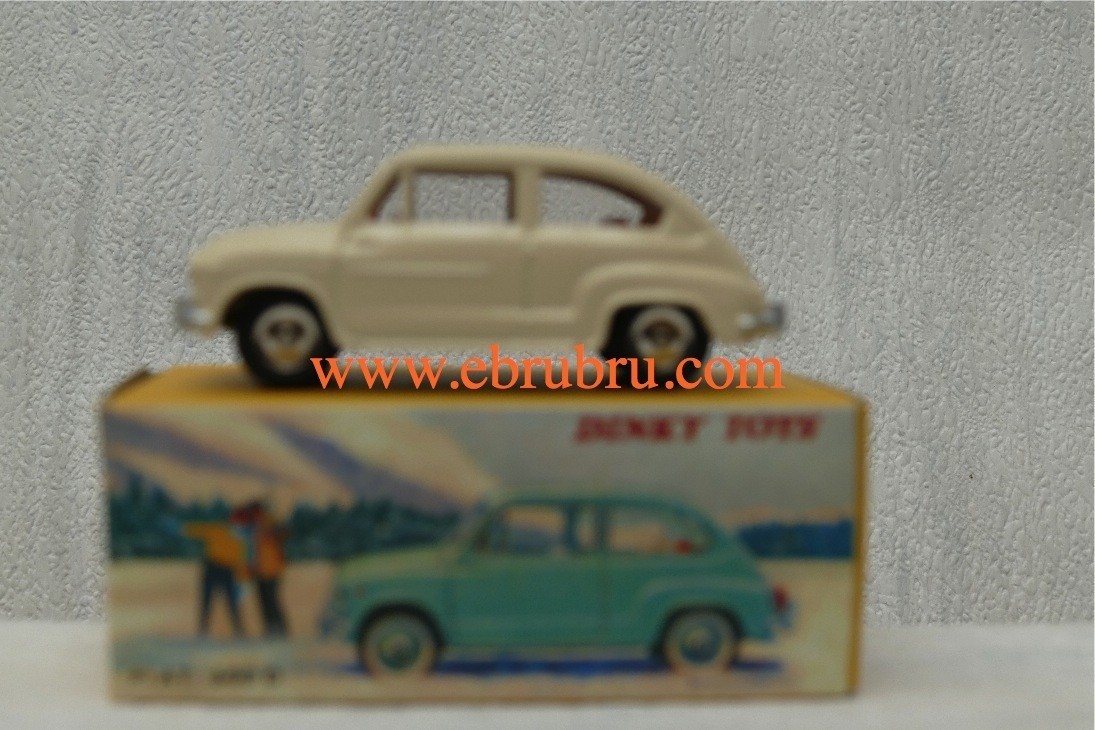 FIAT 600D  DINKY TOYS ATLAS REF 520