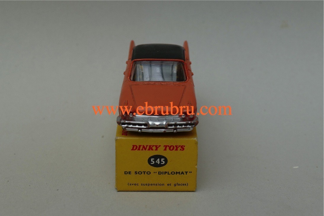 DE SOTO DIPLOMAT  ORANGE CORAIL DINKY TOYS REF 545