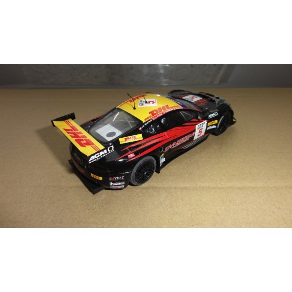 ASTON MARTIN DBR9 DHL NO5 SCALEXTRIC RÉF C2790