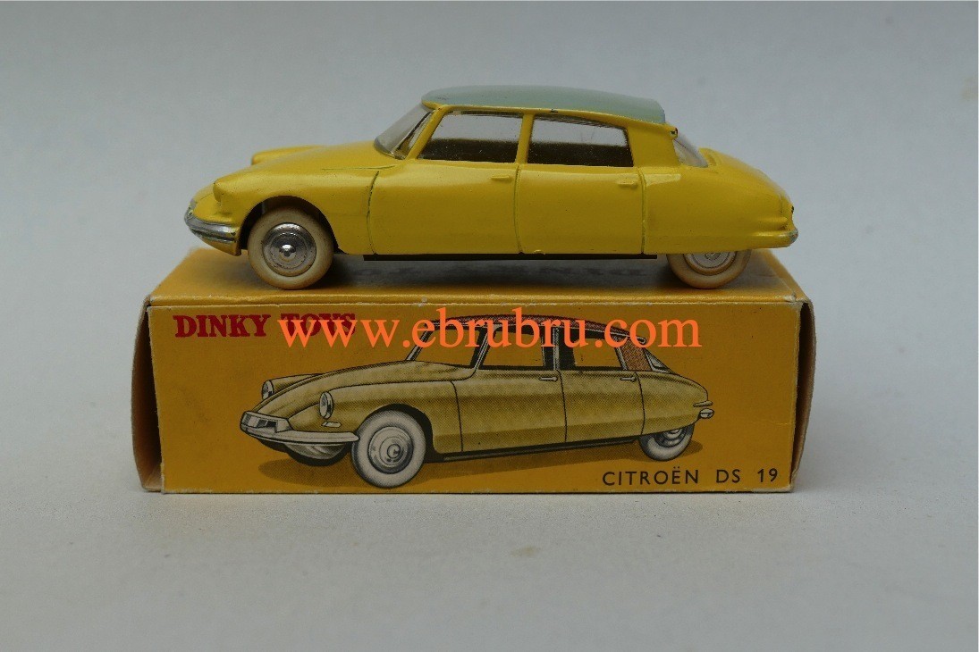 CITROEN DS 19 JAUNE DINKY TOYS REF 24CP