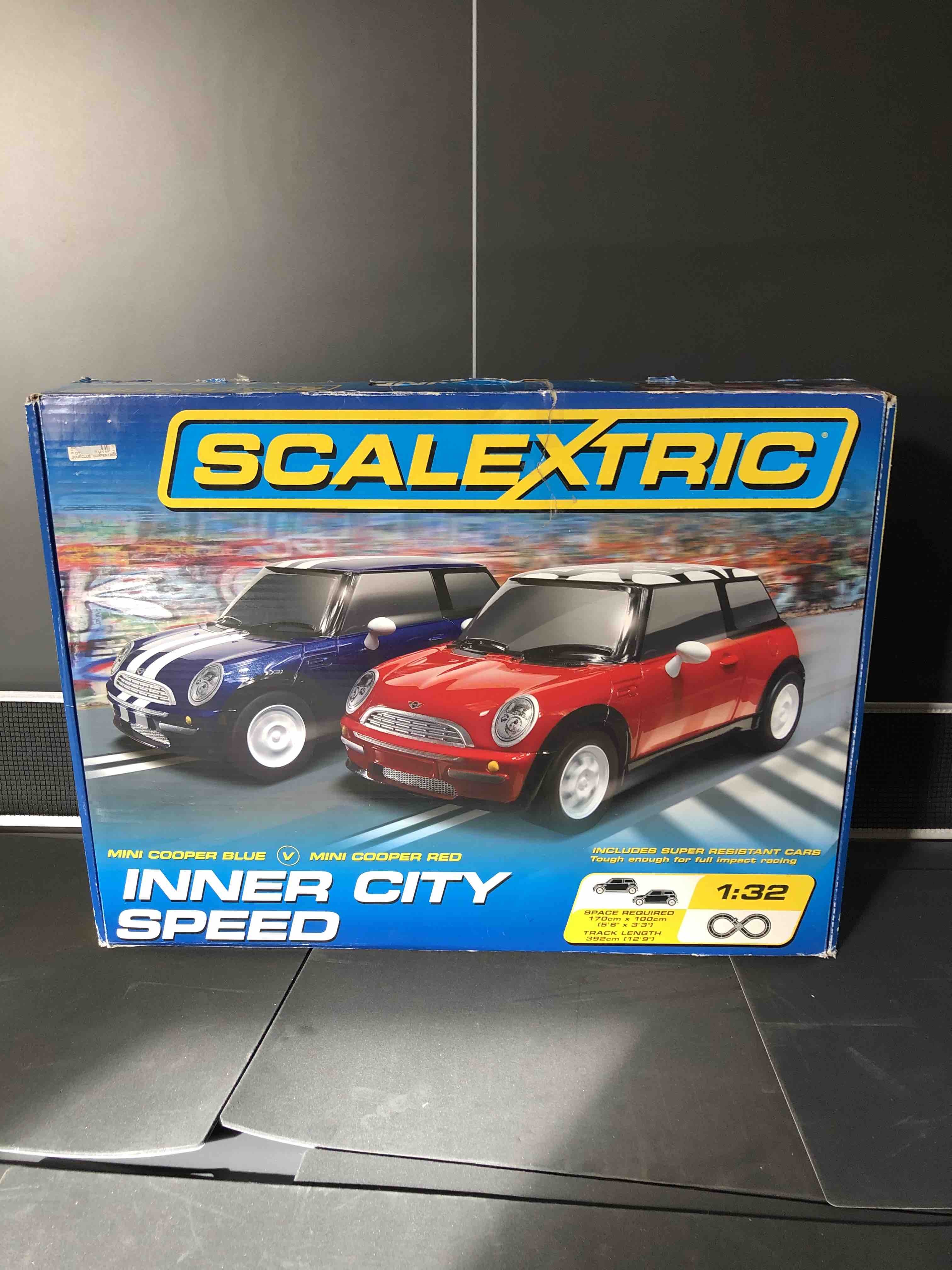 COFFRET SET SCALEXTRIC INNER CITY SPEED MINI COOPER