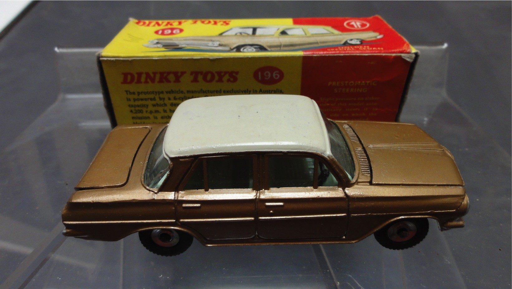 Holden special sedan  Dinky Toys ref 196