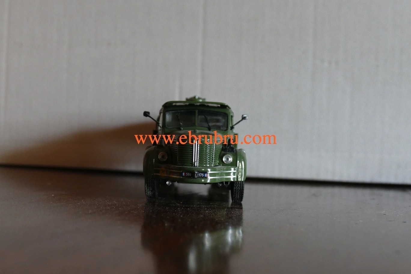 CAMION MILITAIRE BERLIET GLM 10 1957 CITERNE Au 1/43 IXO