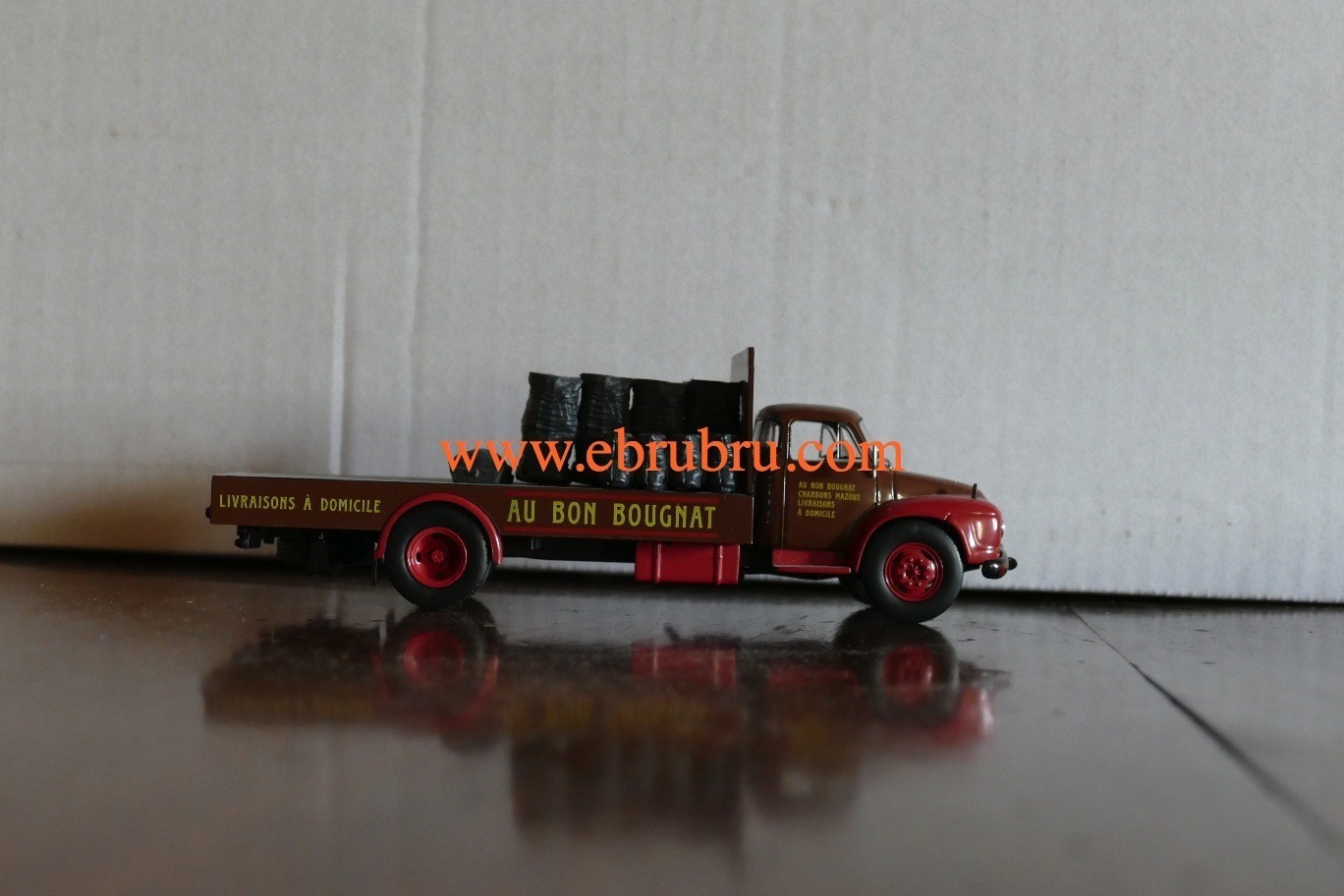 Camion Truck 035 - Bedford TJ 65 Transport Charbons Au 1/43