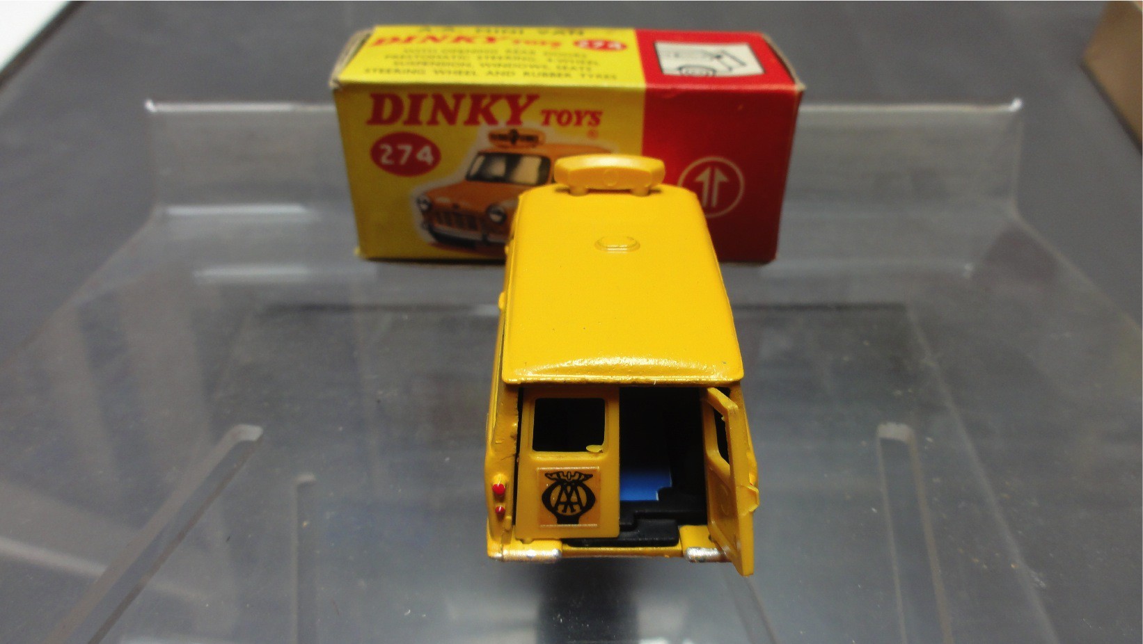 AA Mini van service de patrouille mineures jaune   Dinky Toys ref 274