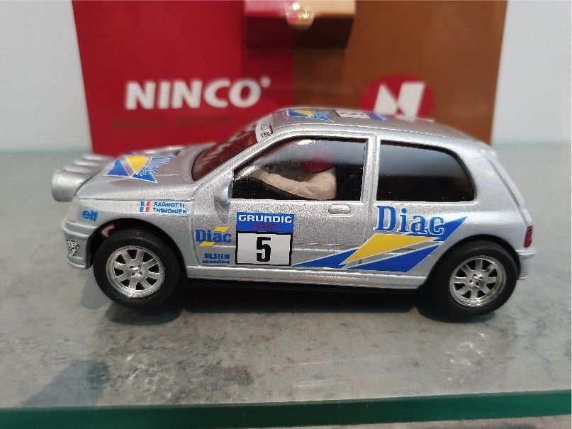 NINCO 50103 RENAULT CLIO 16V RALLY PLATA