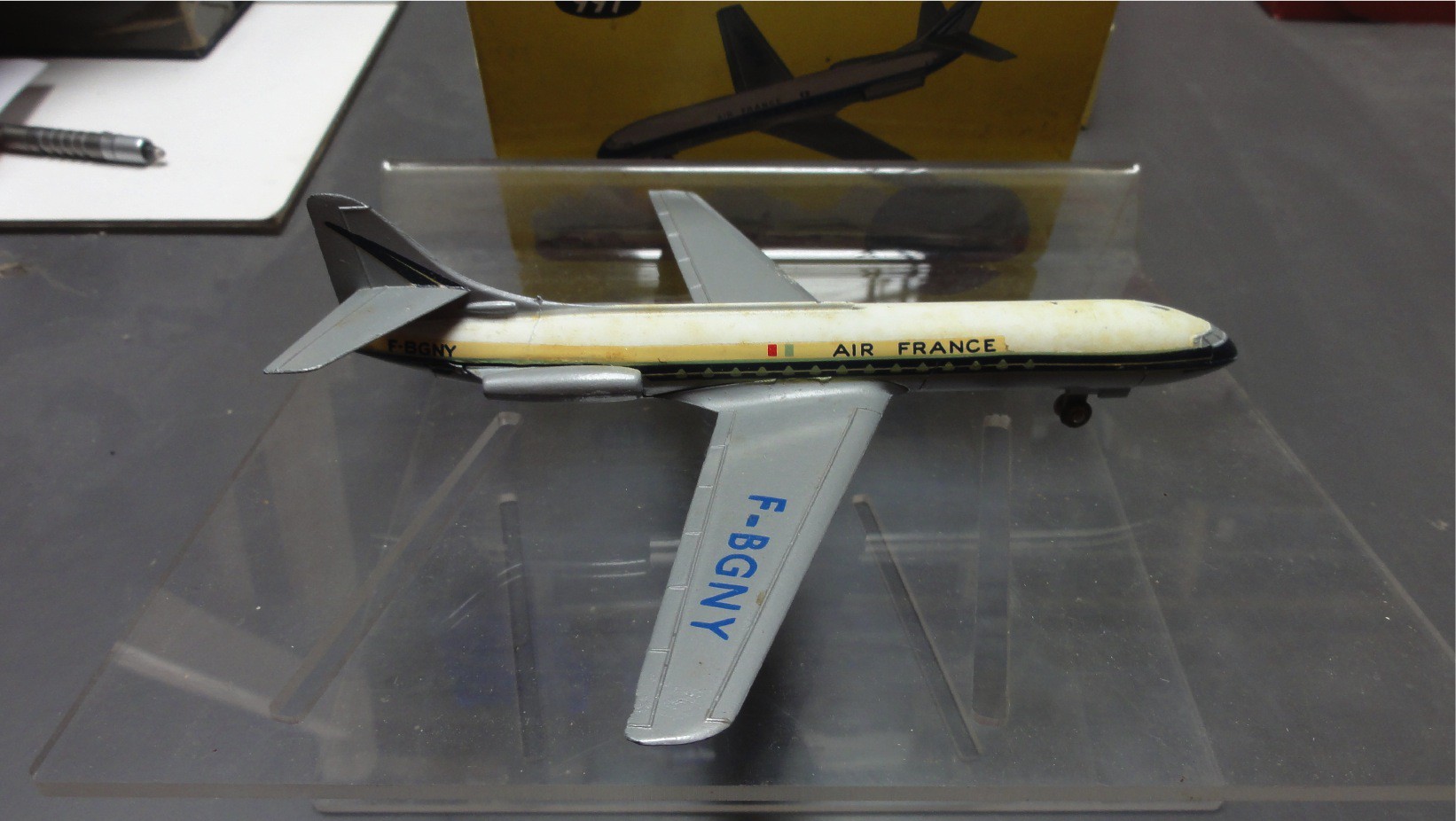 CARAVELLE SE 210 AIRLINER  DINKY SUPERTOYS RÉF 997 TOYS  1/43