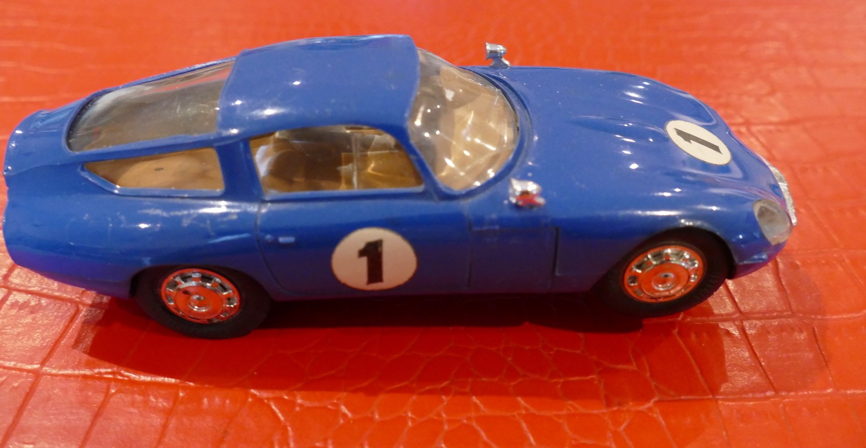 ALFA ROMÉO GTZ GT BLEU SCALEXTRIC SUPER 124 REF 24C100