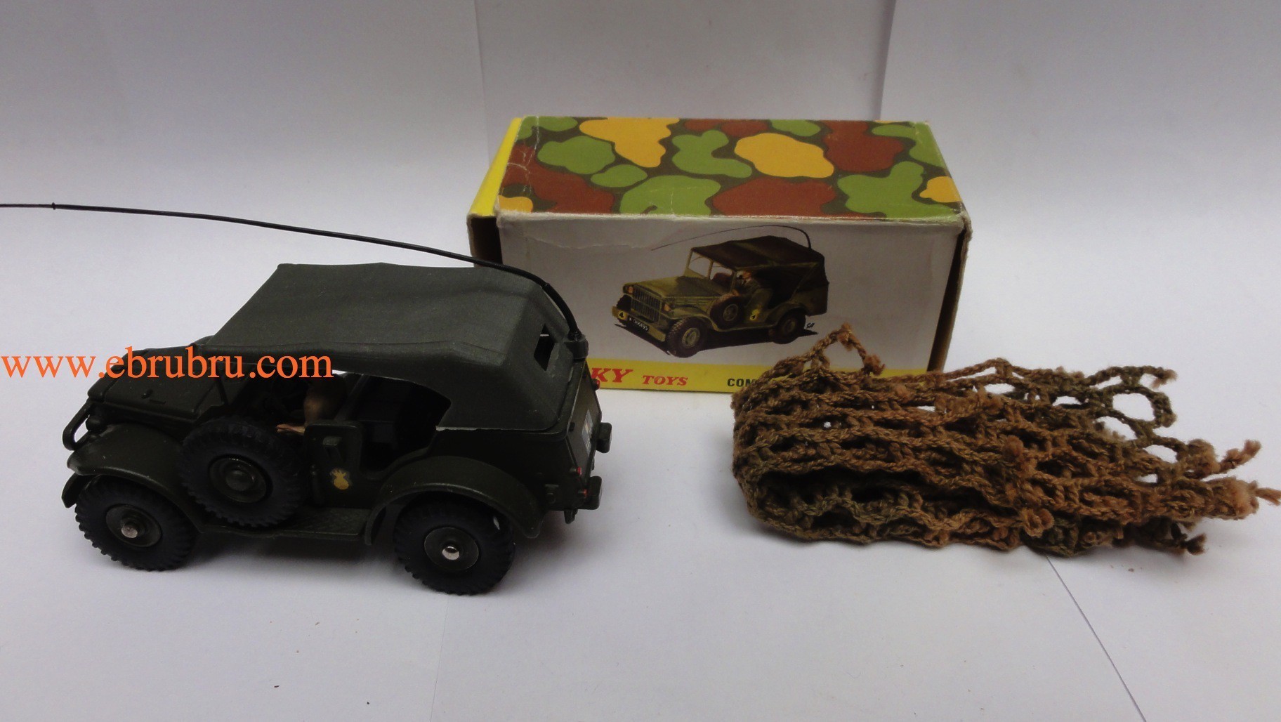 DODGE WC 56 COMMAND CAR DINKY TOYS REF 810