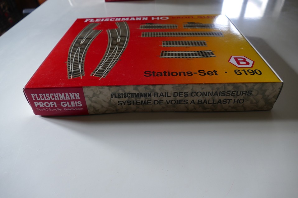 FLEISCHMANN STATION SET HO PROFI GLEIS 6190