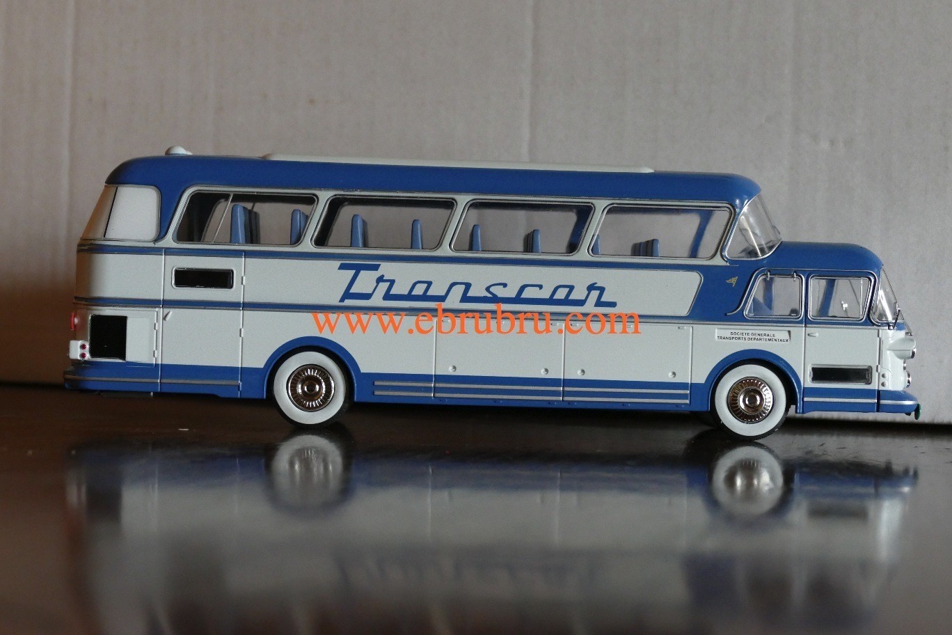 Autocars Autobus Isobloc 656 DH Panoramique 1/43 IXO Hachette