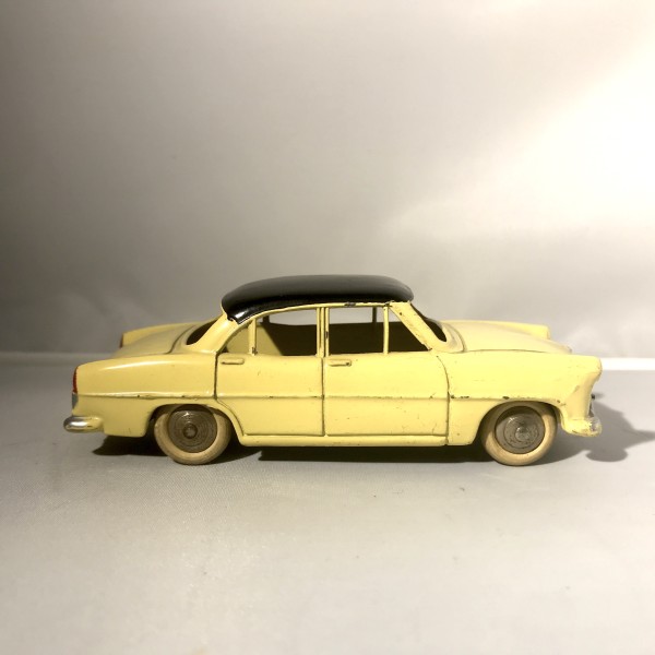 SIMCA VERSAILLES DINKY TOYS RÉF 24Z JAUNE TOIT NOIRE