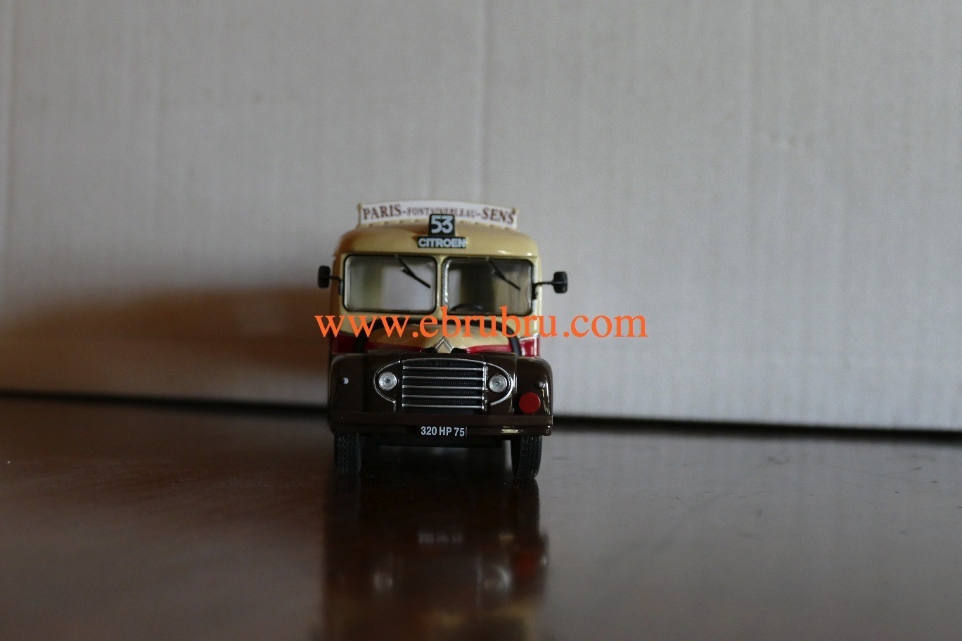 Autobus Autocar du Monde Hachette Citroen Le Citroën Type 46 DP UAD IXO 1/43