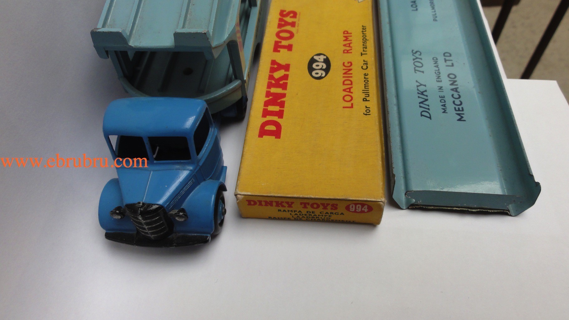 Bedford pullmore car transporter Dinky toys réf 582