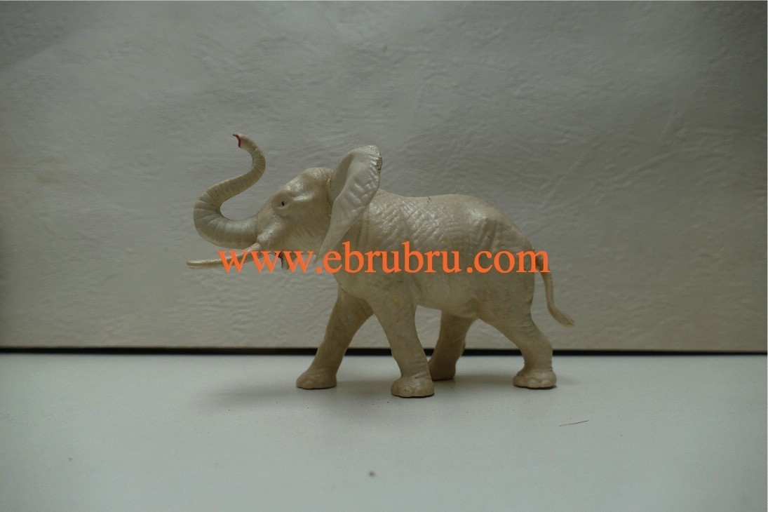 ELEPHANT BLANC D'AFRIQUE  2 STARLUX SERIE ANIMAUX SAUVAGE  REF FS25004