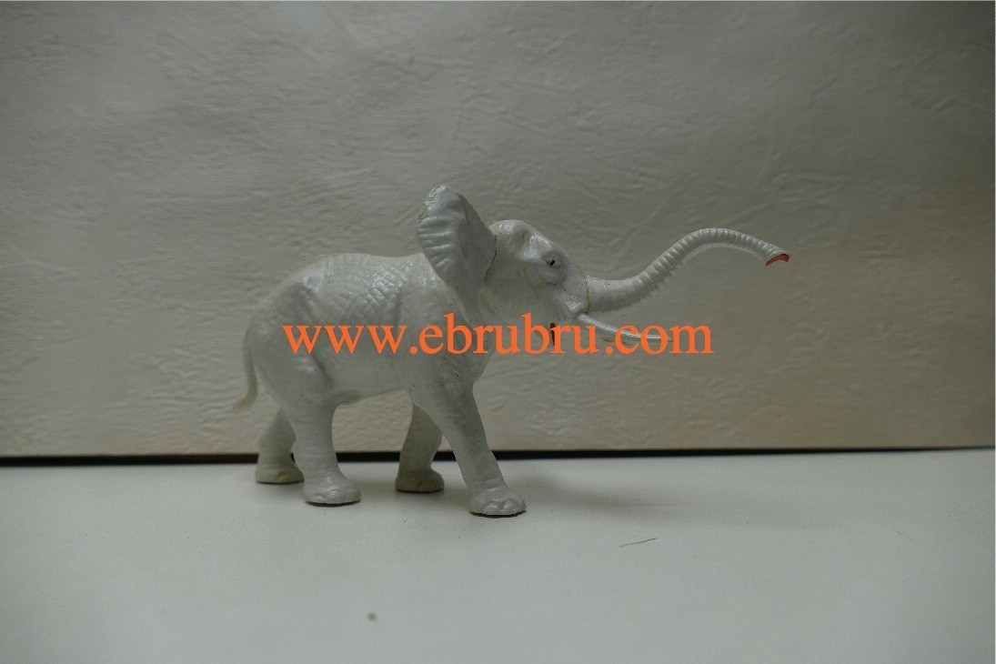 ELEPHANT BLANC D'AFRIQUE  STARLUX SERIE ANIMAUX SAUVAGE  REF FS25004