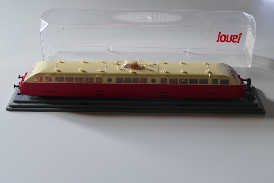 JOUEF AUTORAIL BUGATTI PRESIDENTIEL   HO SNCF  860200