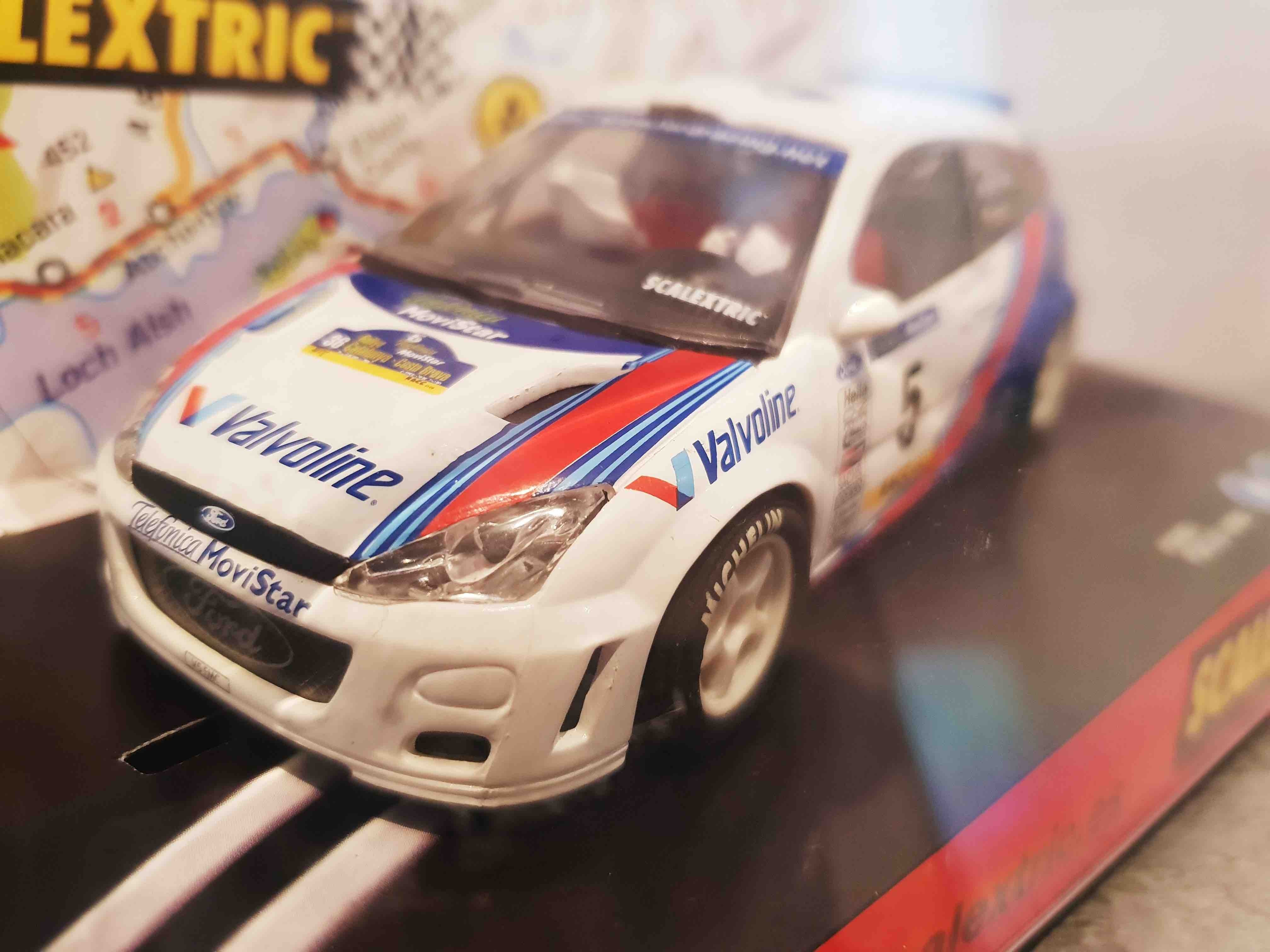 SCALEXTRIC 6050 FORD FOCUS COSTA BRAVA 2000