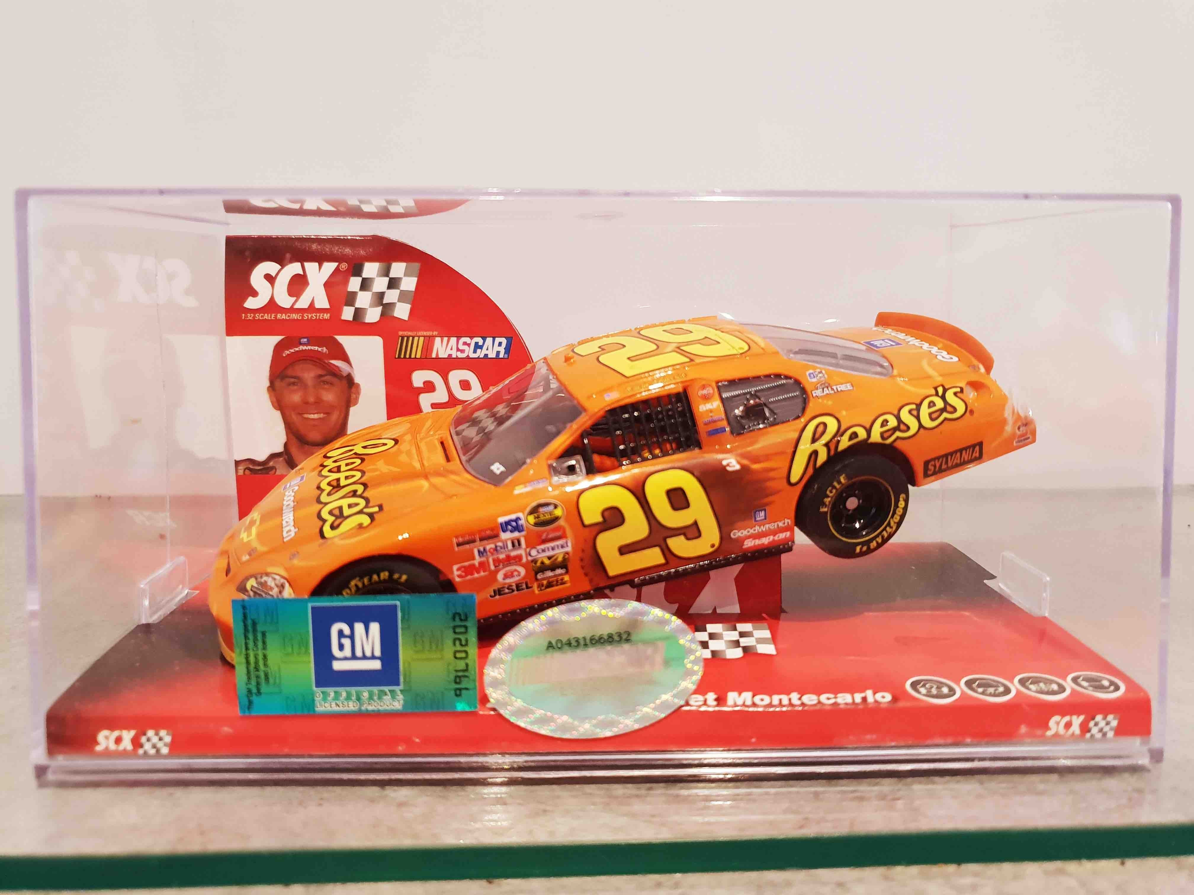 SCALEXTRIC 62380 CHEVROLET MONTECARLO REESE'S