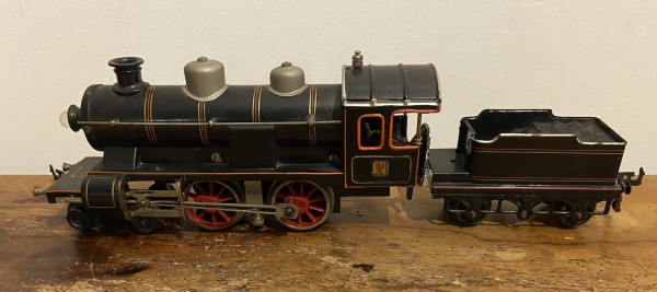 Locomotive Bing 2-2-0 GBN Moteur électrique avec son tender Echelle O