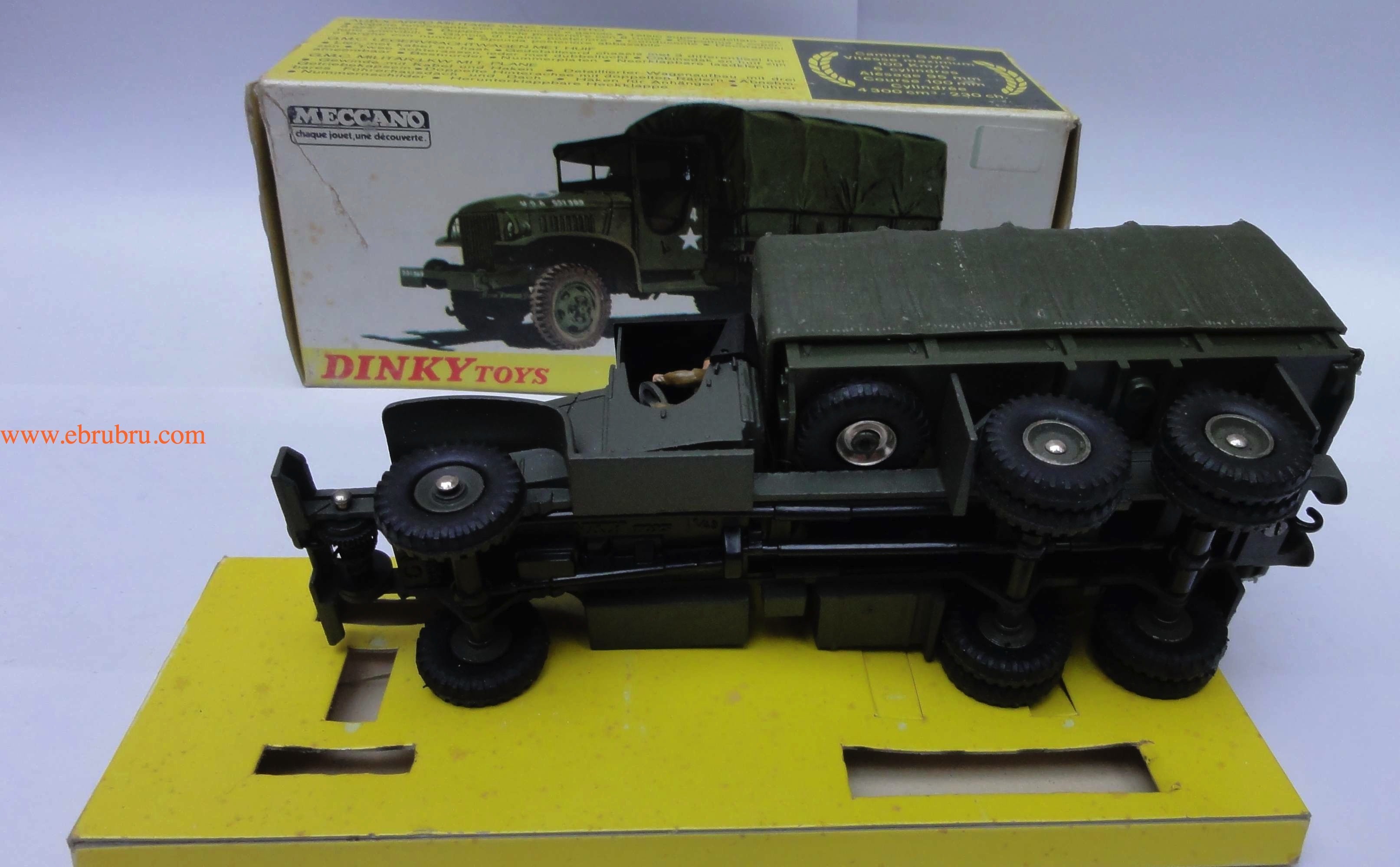 CAMION GMC MILITAIRE BACHE DINKY TOYS REF 809