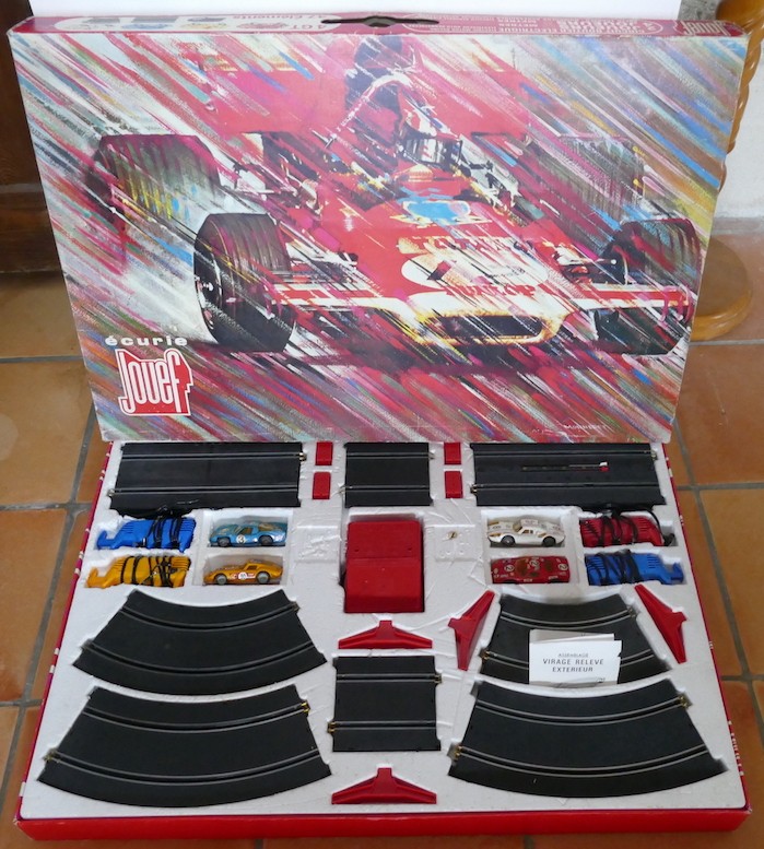 COFFRET JOUEF GRAND PRIX 4 PISTES 4 VOITURES GT REF 3060