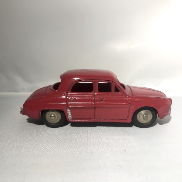 RENAULT DAUPHINE rouge DINKY TOYS RÉF 24 E