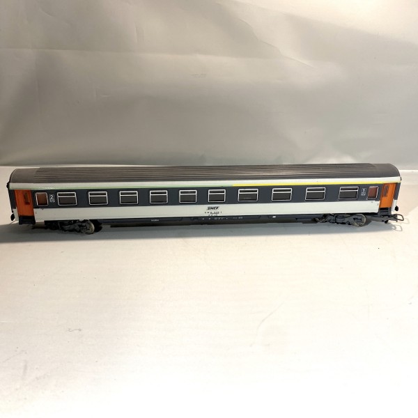 Voiture Corail SNCF Type Vu75A4B6 JOUEF RÉF 5362