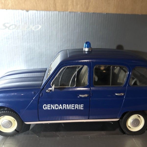 Renault 4 L Gendarmerie SOLIDO Prestige
