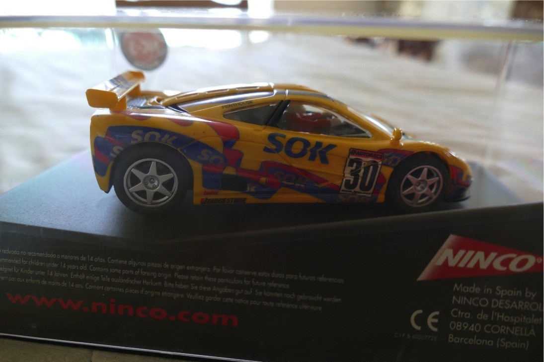 NINCO 50324 MC LAREN F1 GTR 