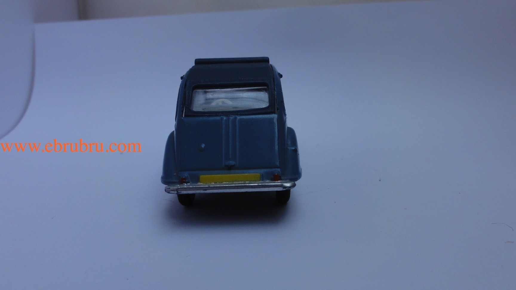 2CV berline bleu Dinky toys réf 500/2 ou 500E