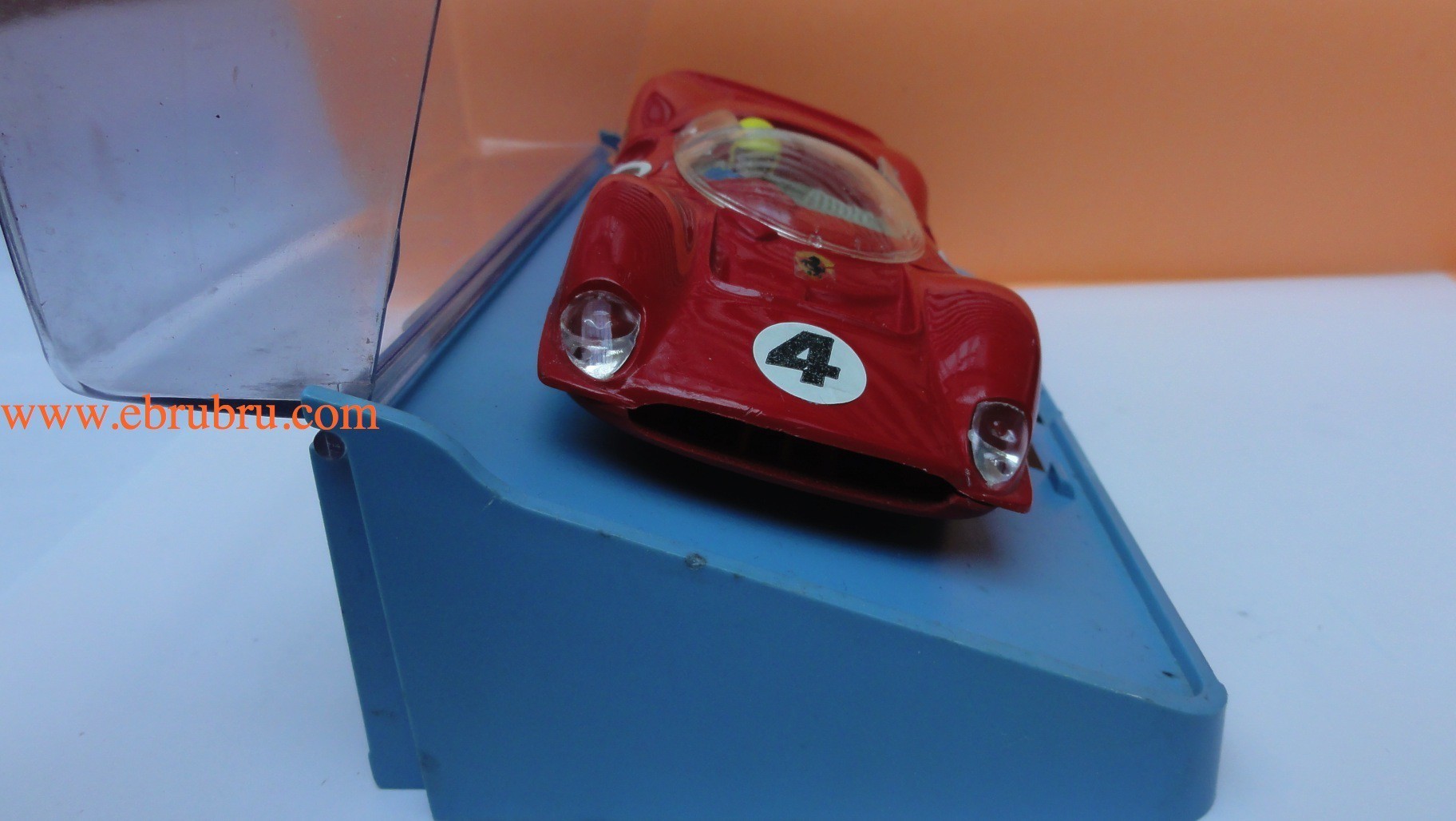 Ferrari 330 GT Rouge Scalextric EXIN C41