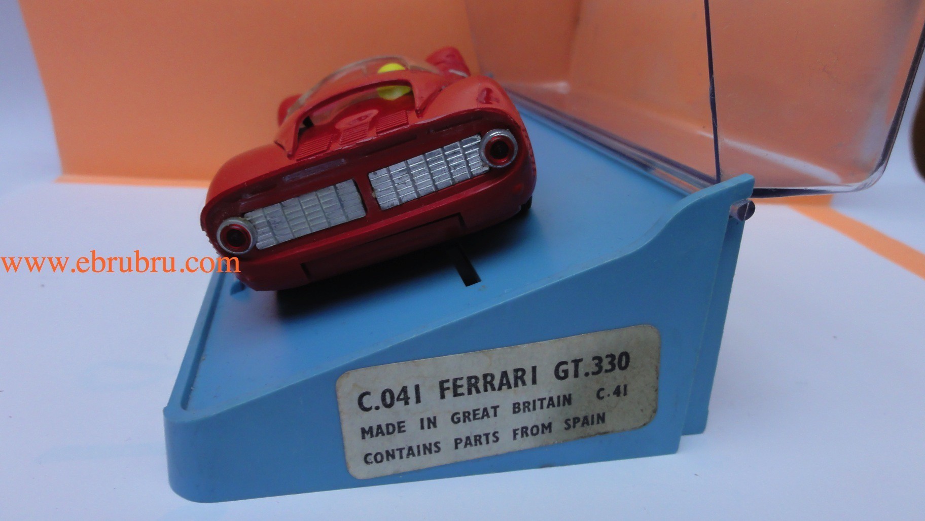 Ferrari 330 GT Rouge Scalextric EXIN C41