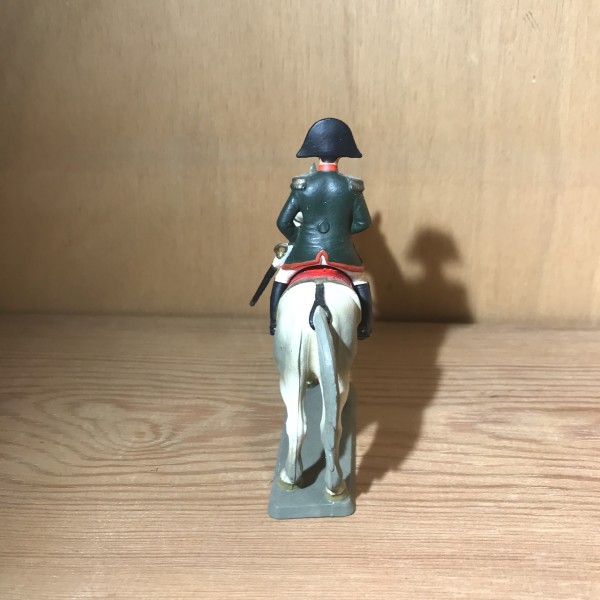 STARLUX NAPOLEON EN TENUE DE CHASSEUR A CHEVAL