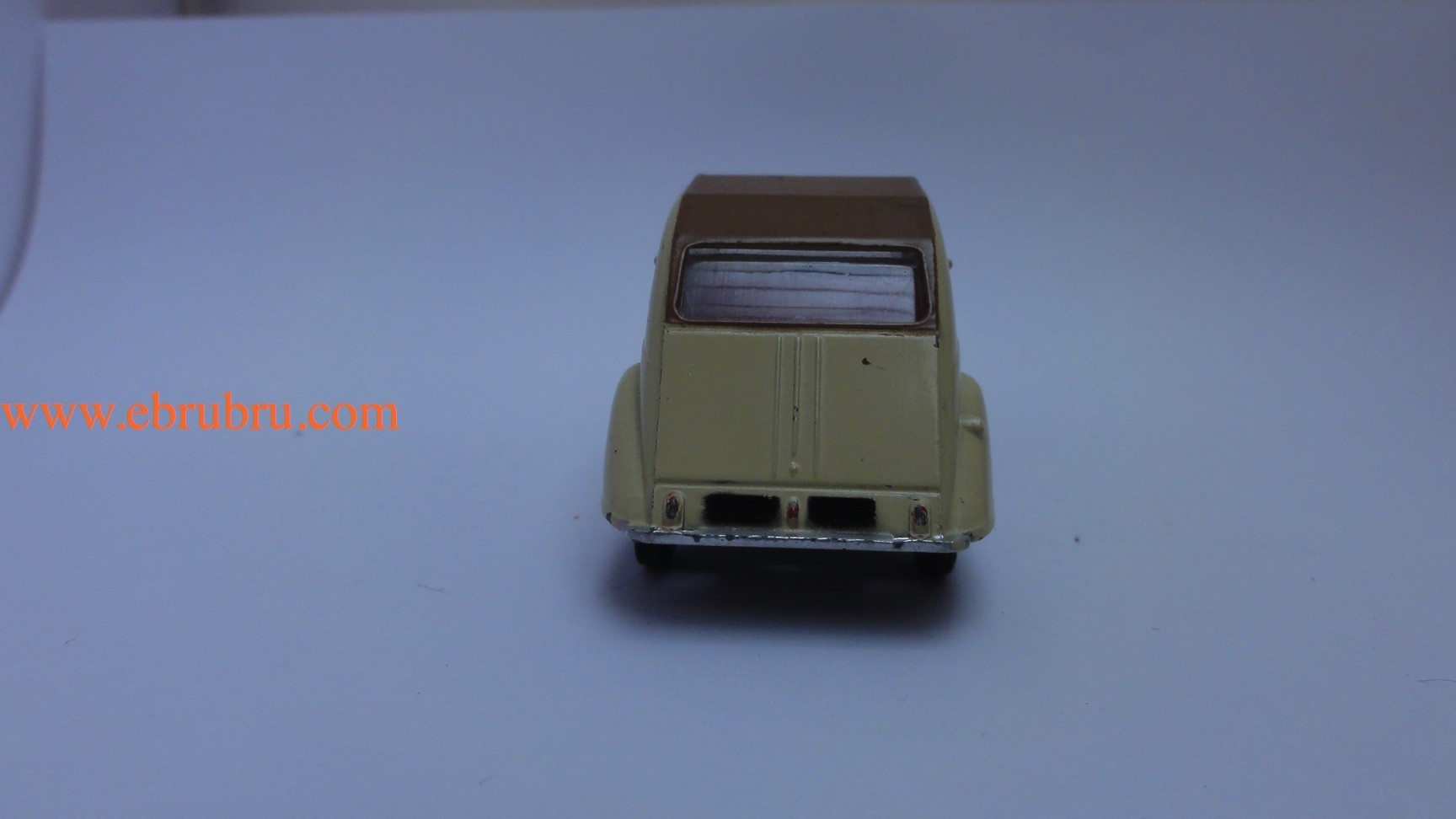 2CV AZAM 1961 BEIGE DINKY TOYS RÉF 558