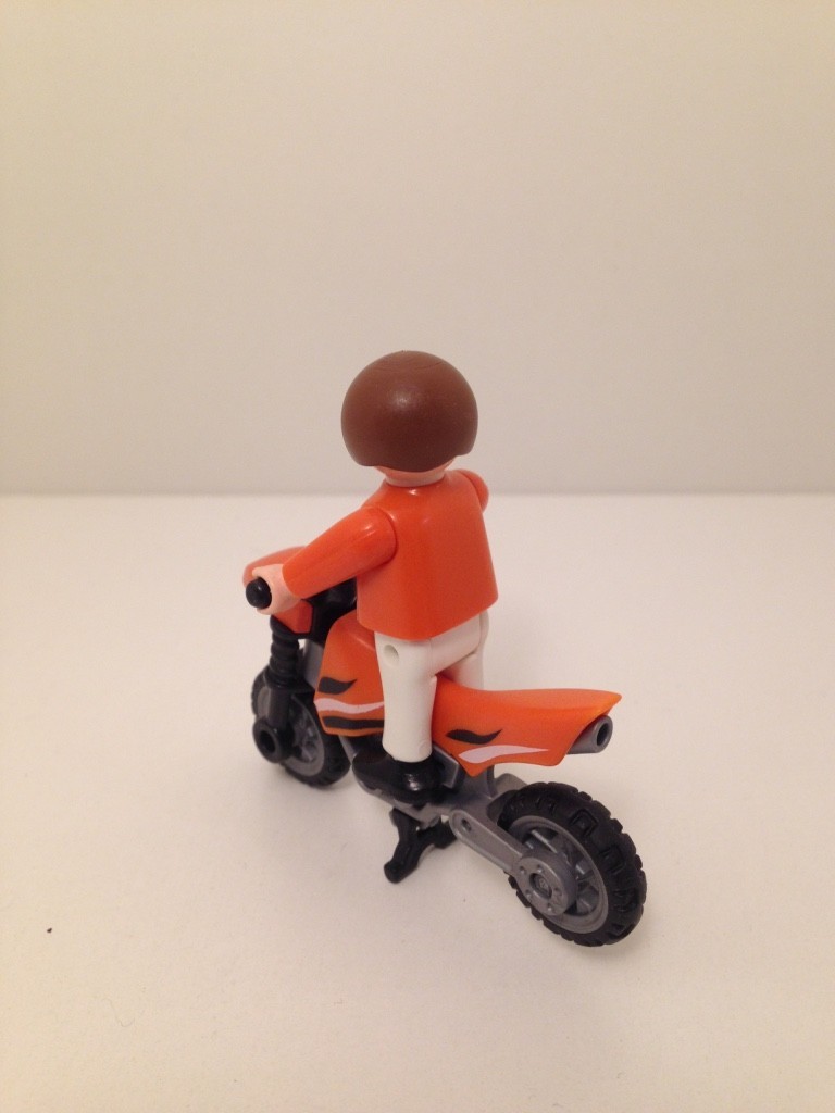Enfant avec sa moto-cross Playmobil 4698