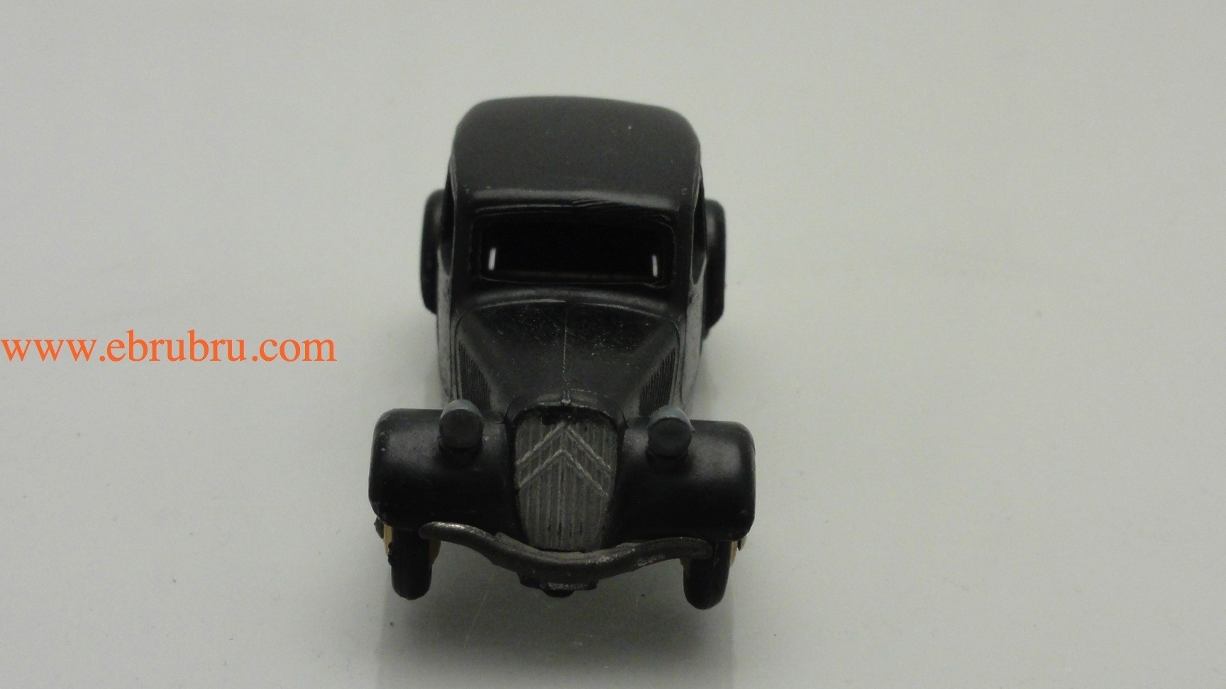 TRACTION 11 BL CITROEN NOIRE DINKY TOYS RÉF 24N