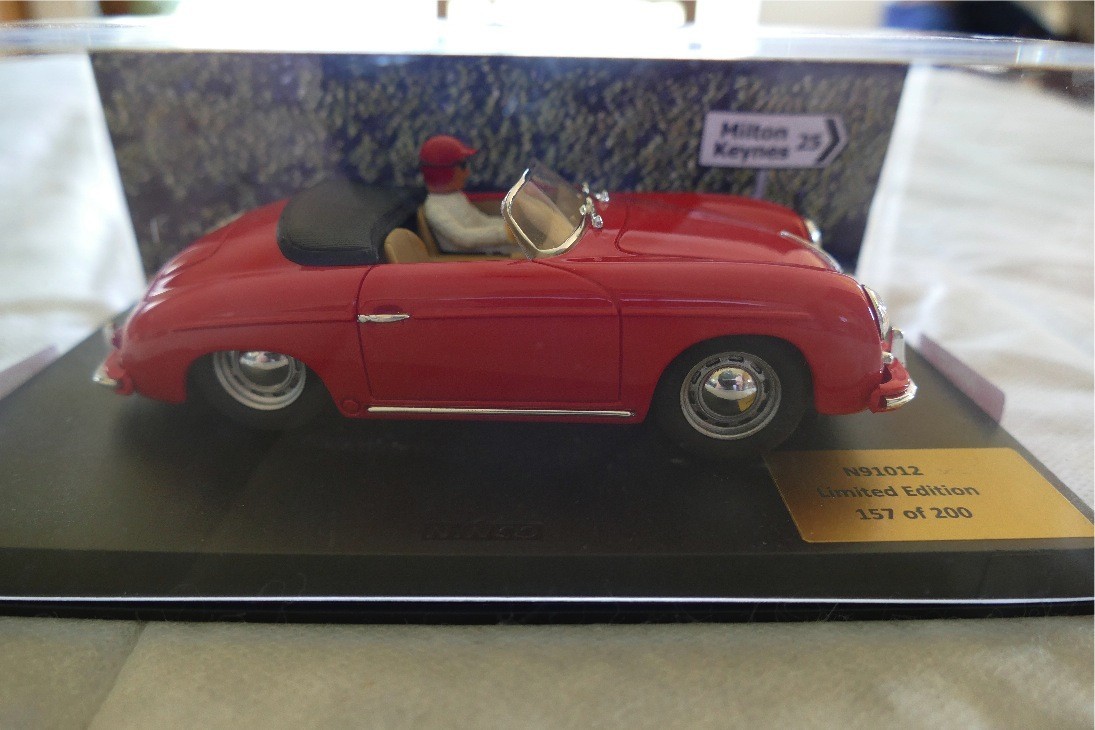 NINCO REF 91012 PORSCHE 355 LIGHT RED TOP DOWN  EDITION LIMITÉE