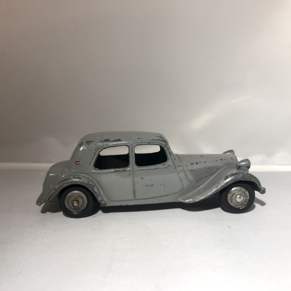 CITROEN  TRACTION 11 BL DINKY TOYS