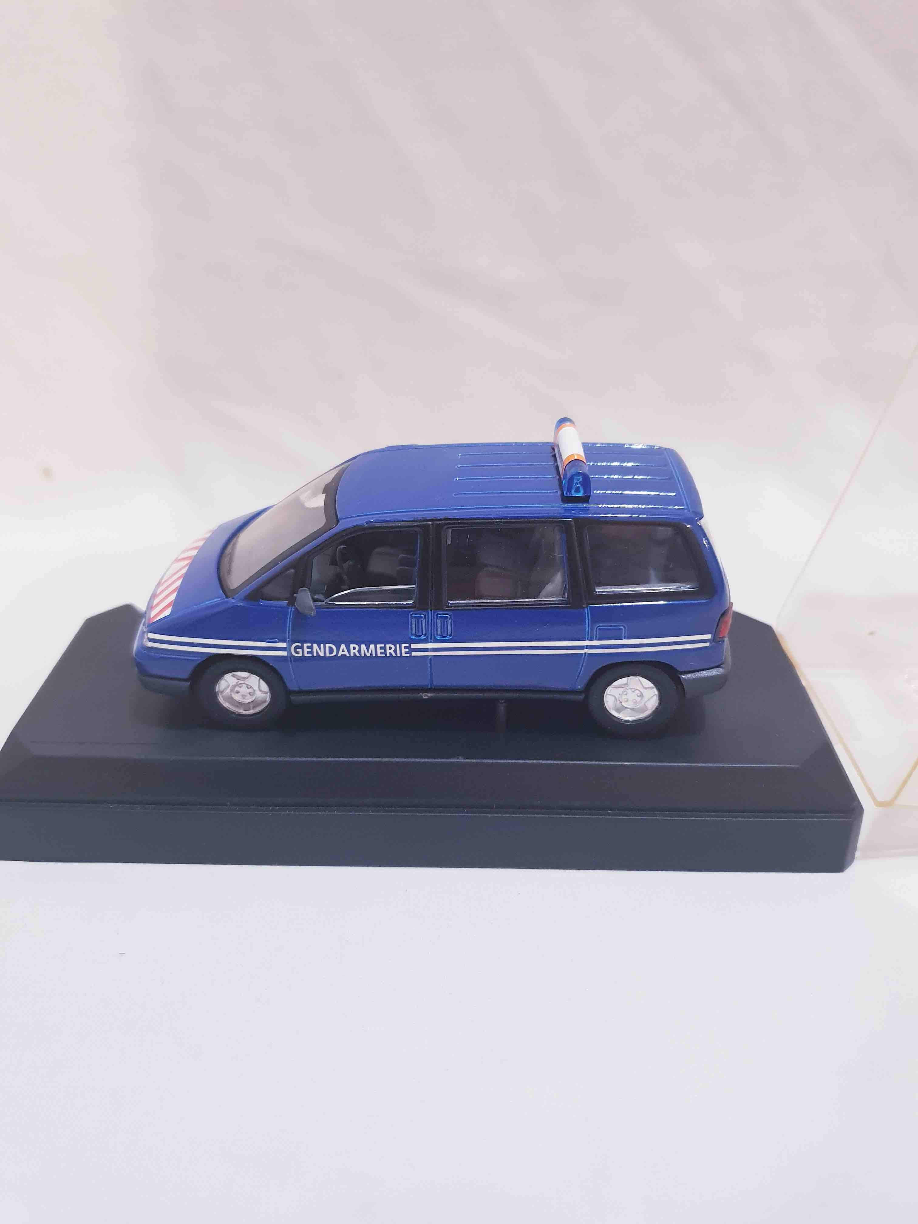 V287 PEUGEOT 806 GENDARMERIE VEREM SOLIDO