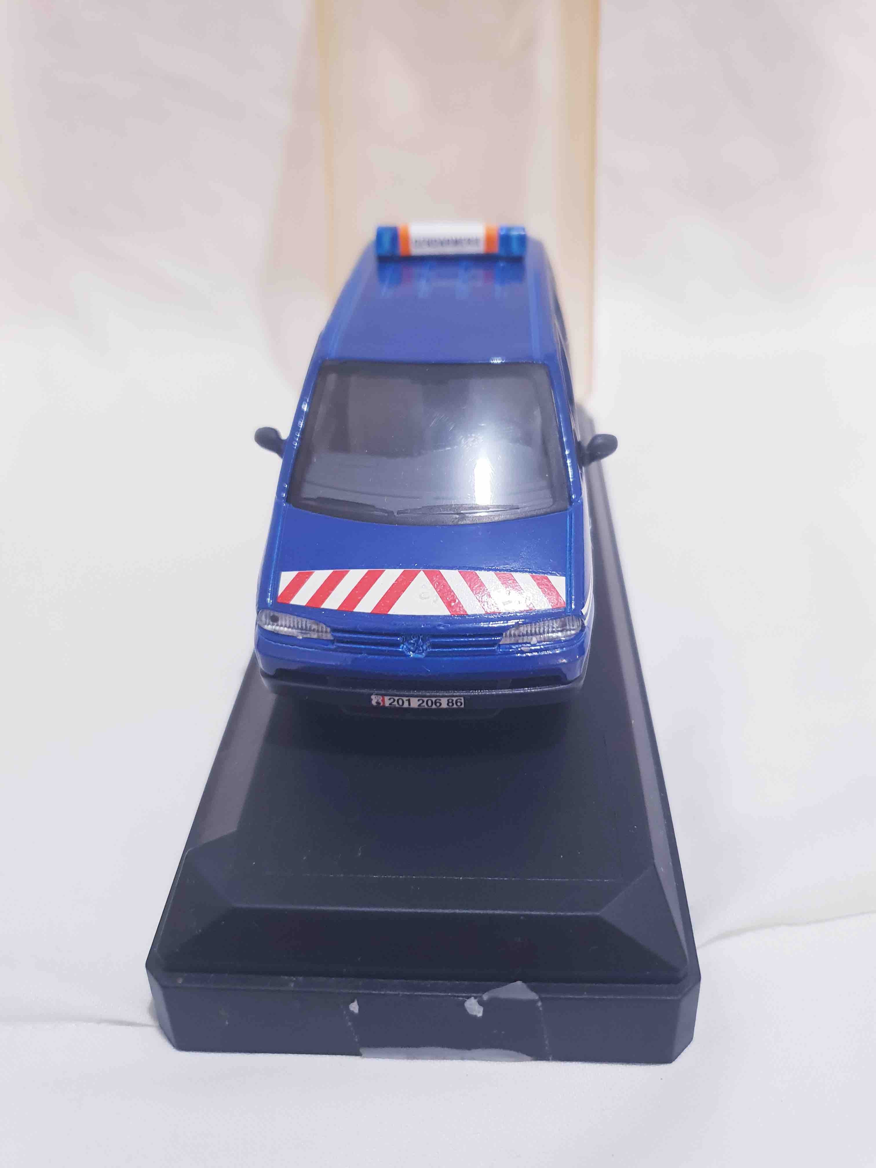 V287 PEUGEOT 806 GENDARMERIE VEREM SOLIDO