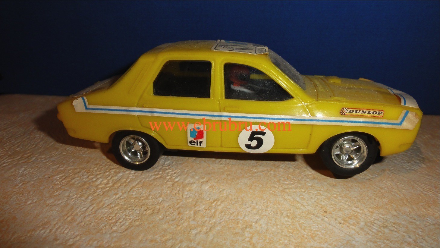 RENAULT 12 GORDINI  JAUNE GROS MOTEUR SCALEXTRIC RÉF 090154