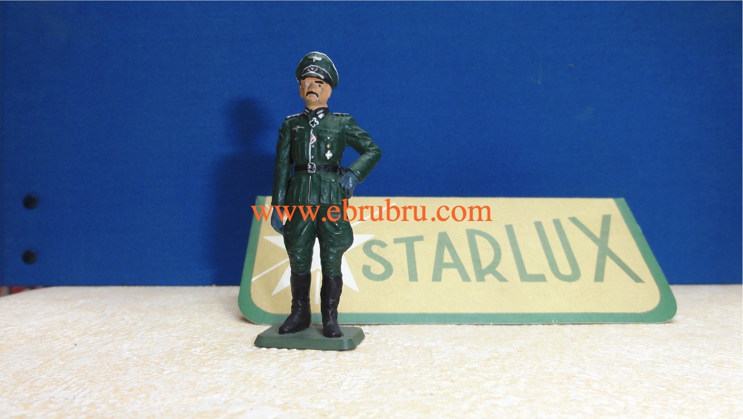 GENERAL SOLDAT ALLEMAND STARLUX REF V1