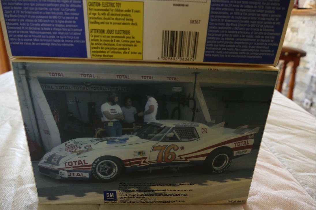 REVELL REF 85-4863 Greenwood Corvette Spirit of Le Mans 76