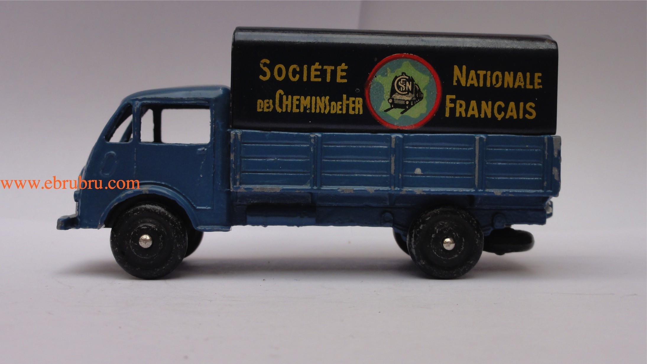 FORD BACHE SNCF DINKY TOYS RÉF 25JB