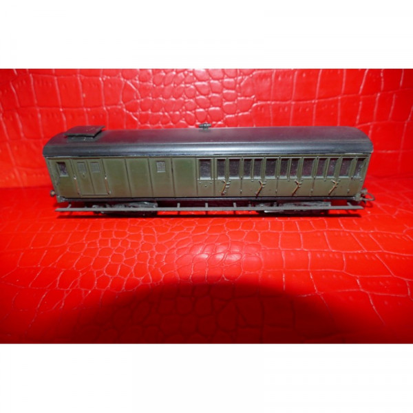 MMM RG TRAIN VOITURE MIXTE SNCF A PORTIERES LATERALE 16 CM HO 3 eme CLASSE
