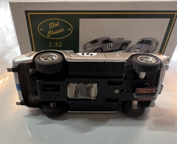 Ferrari 250 GT SWB 61 Slot Classic CJ-23 RTR