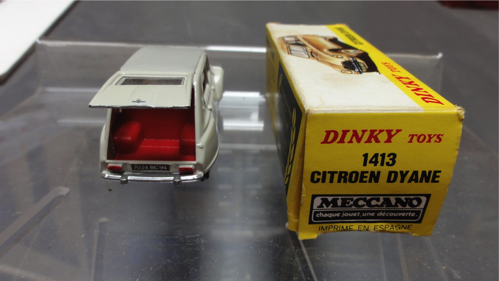 Citroën Dyane beige Dinky Toys réf 1413