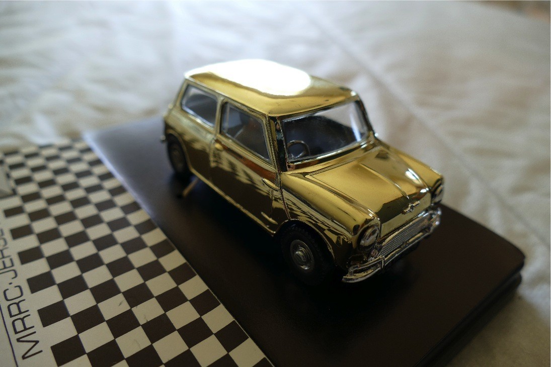 MRRC 30 YEARS OF MINI PRODUCTION MINI COOPER LIMITED EDITION 214/300