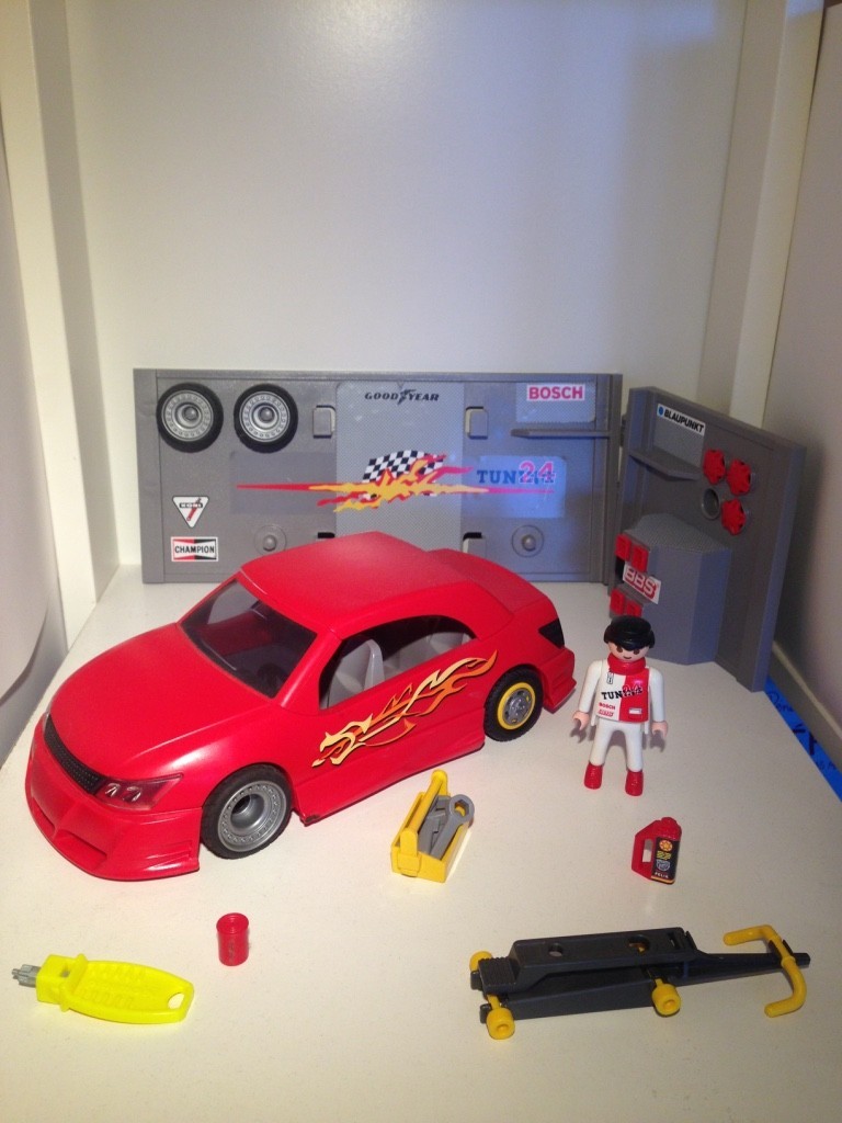 Atelier voiture de sport rouge Playmobil Ref 4321